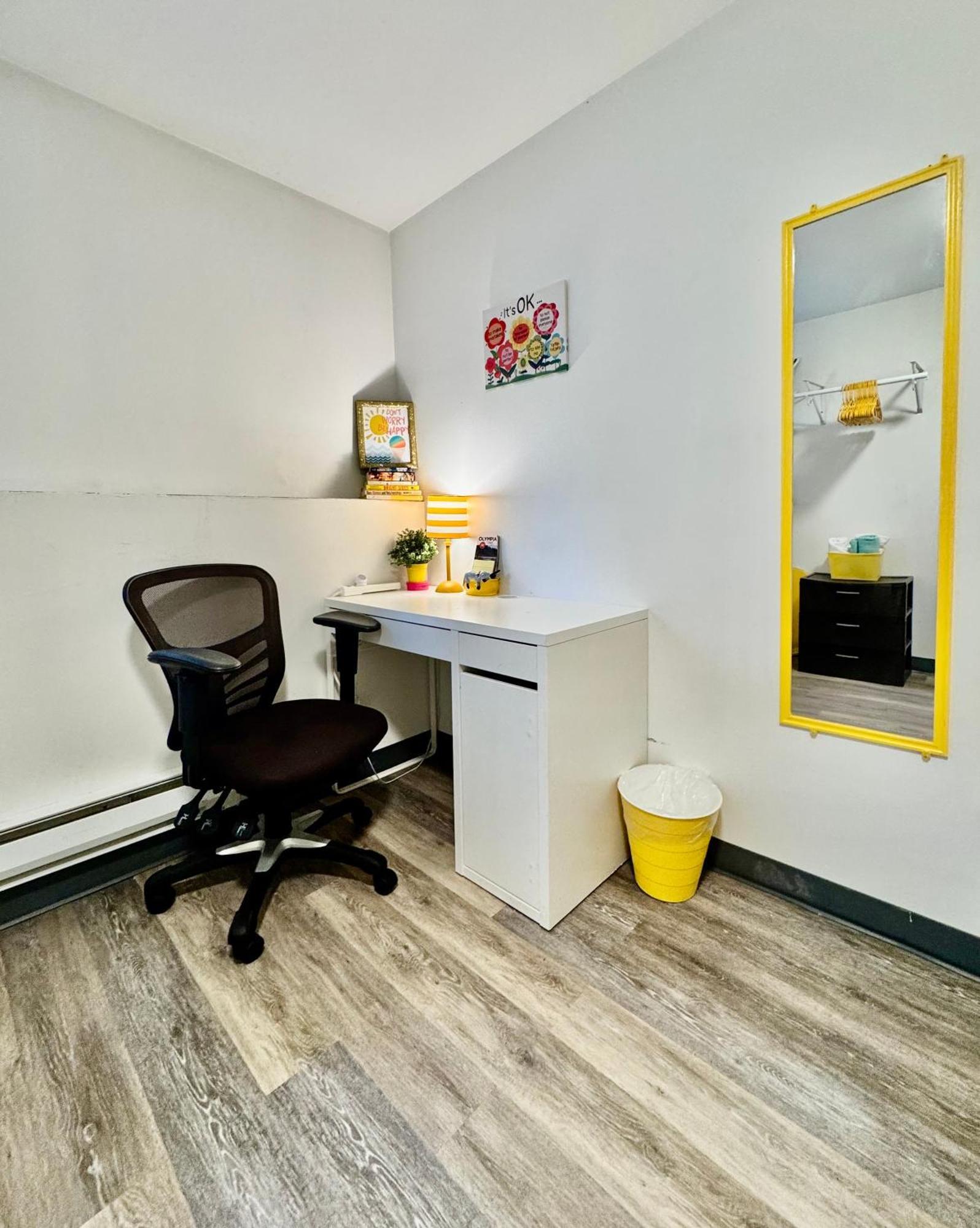 Private Room With Shared Bathroom On The 1St Floor 10 Minutes Walk To University Of Washington Seattle Exterior photo