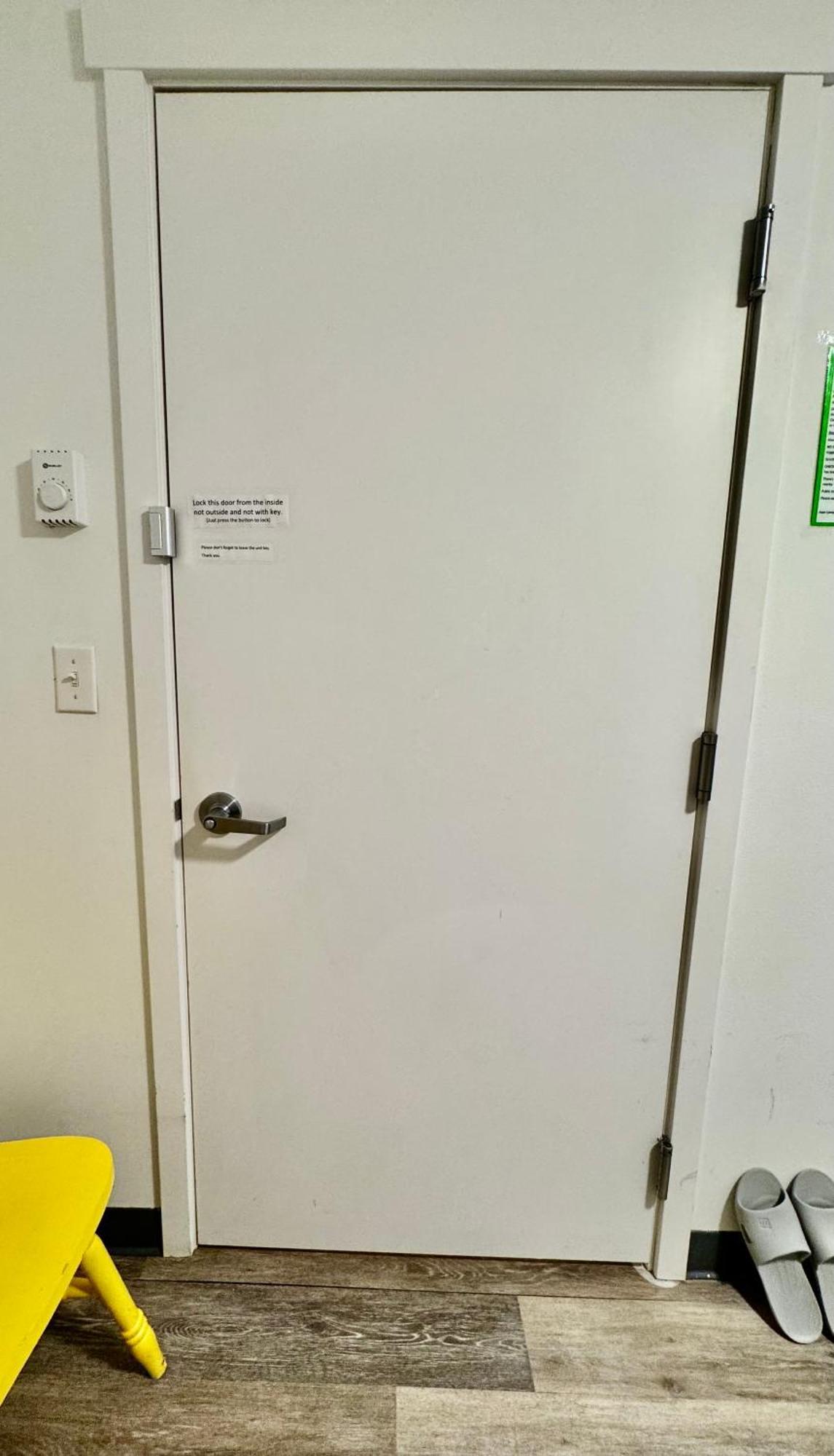 Private Room With Shared Bathroom On The 1St Floor 10 Minutes Walk To University Of Washington Seattle Exterior photo