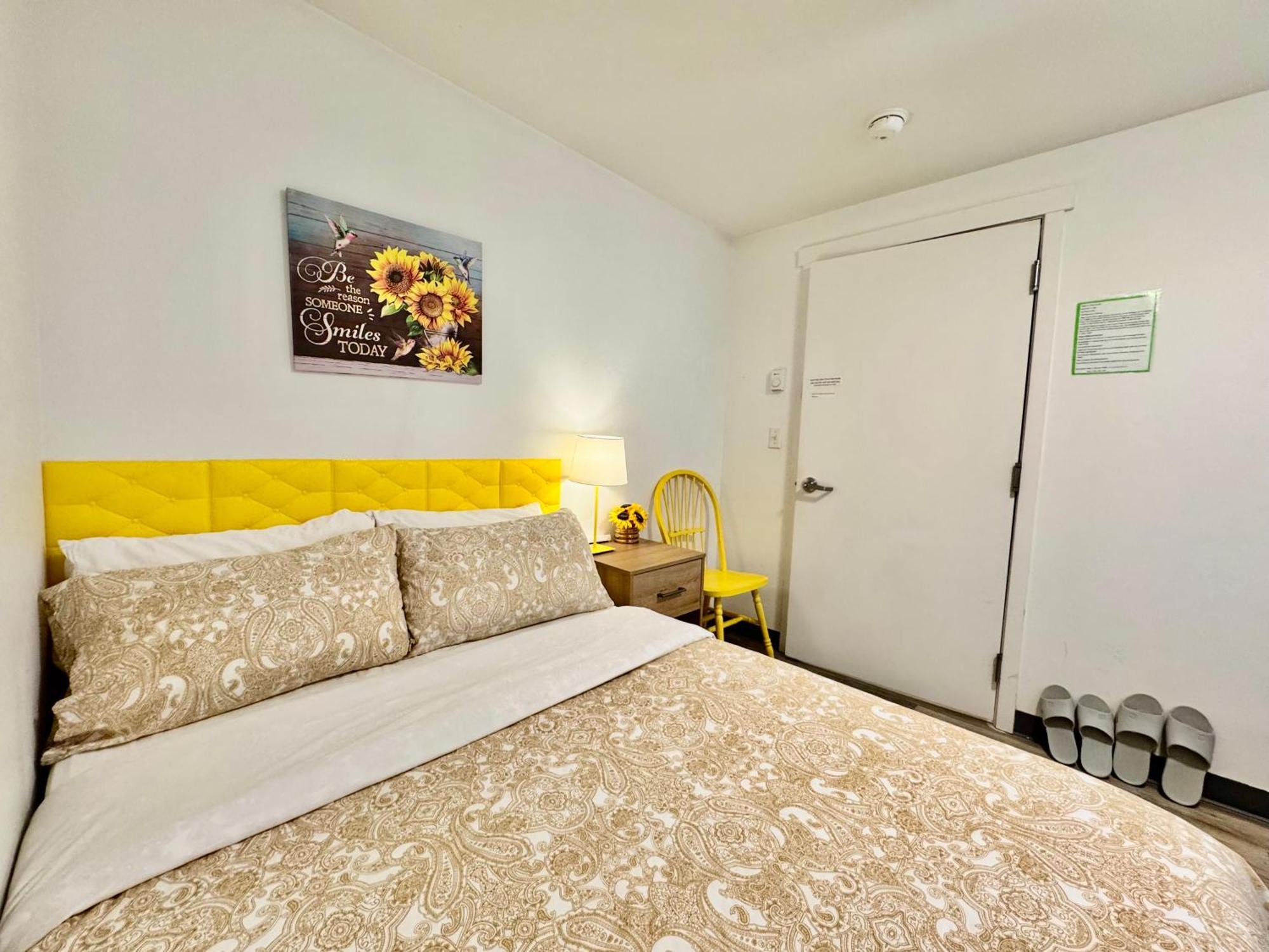 Private Room With Shared Bathroom On The 1St Floor 10 Minutes Walk To University Of Washington Seattle Exterior photo