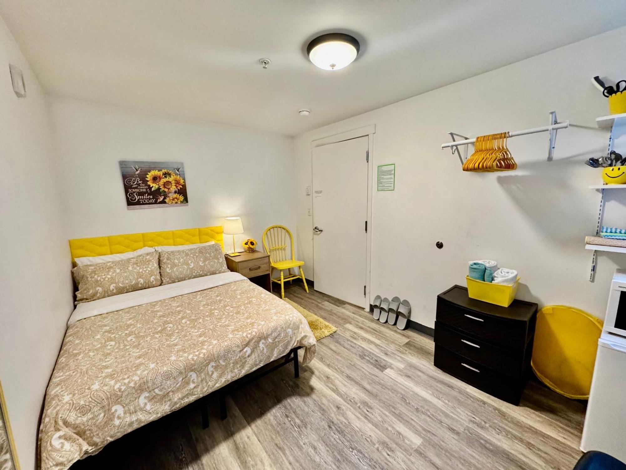 Private Room With Shared Bathroom On The 1St Floor 10 Minutes Walk To University Of Washington Seattle Exterior photo